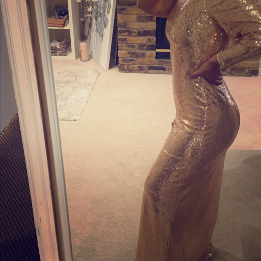 Gold rose dress size small
